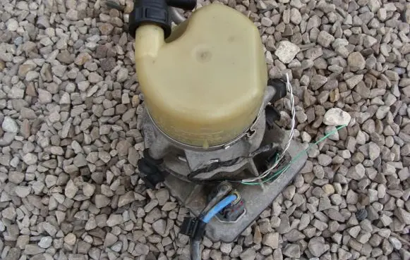 Ford Mondeo MK IV Power steering pump 6G91-3K514-AK