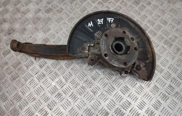 Volkswagen Touareg II Front wheel hub 7P6407245A