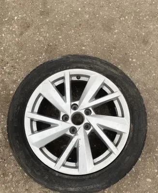Audi Q2 - R17 alloy rim 81A601025C