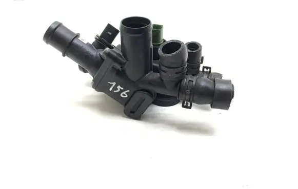 Volkswagen Golf IV Thermostat 06A121513A 06A121111A