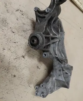 Audi A4 S4 B5 8D Generator/alternator bracket 