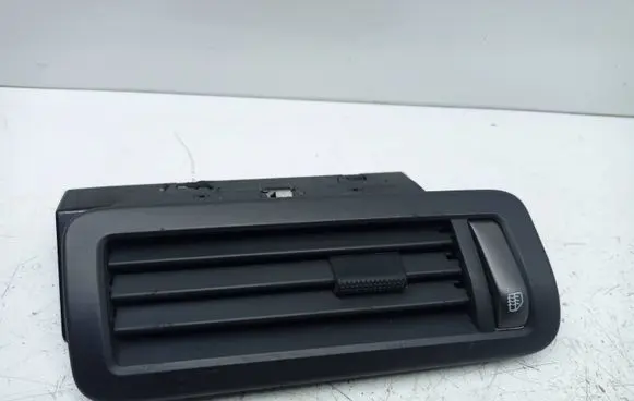 Rear air vent grill