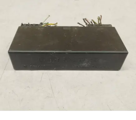 Mercedes-Benz E W124 Light relay 1265420332 A1265420332