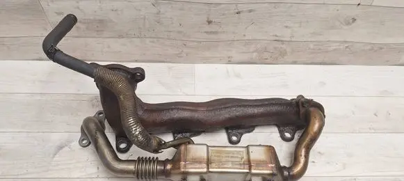 Toyota Corolla Verso AR10 EGR valve cooler 256800R01000 13063860001 11839