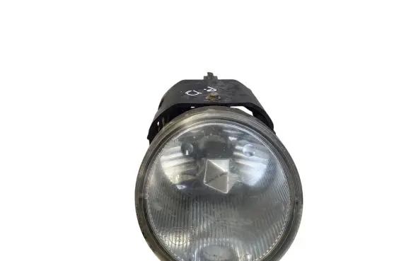 Nissan X-Trail T30 Front fog light E130655