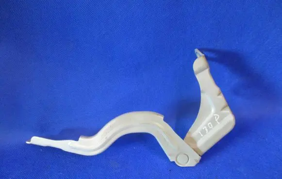 Hyundai i30 Engine bonnet/hood hinges