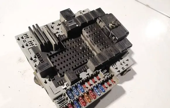 Volvo XC70 Fuse box set 0363464