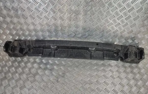 Front bumper foam support bar