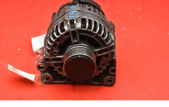 Skoda Octavia Mk1 (1U) Generator/alternator 038903023L