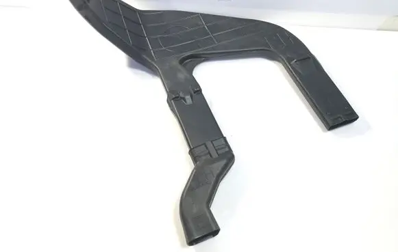Subaru Forester SK Cabin air duct channel 72511FL030