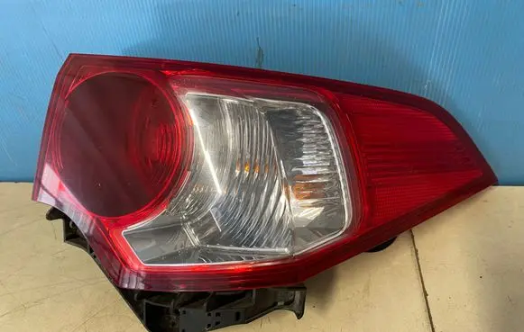 Honda Accord Rear/tail lights P7196R