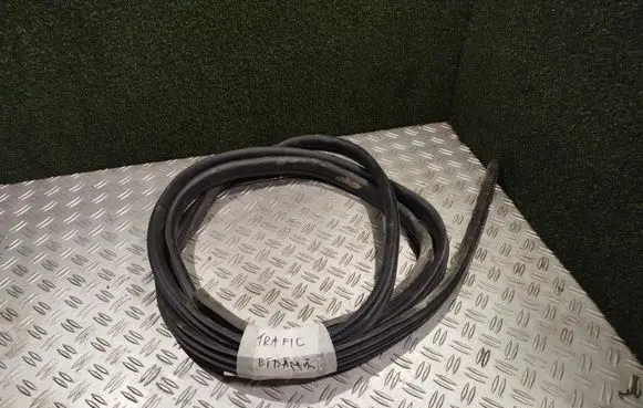 Renault Trafic III (X82) Sliding door rubber seal 