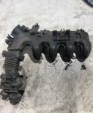 Peugeot 307 Intake manifold 9653808680