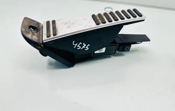 Volvo V90 Cross Country Accelerator throttle pedal 32212452 E1831090528 E1823090714