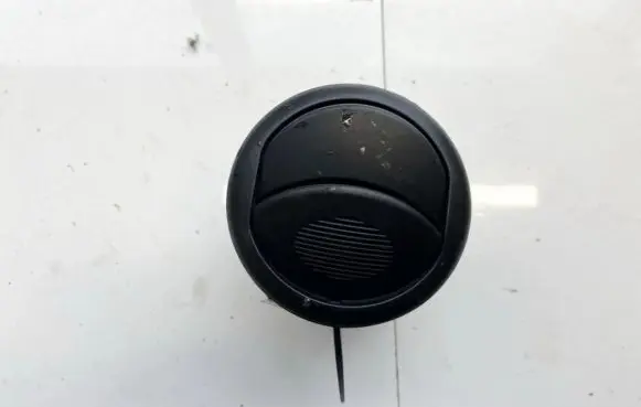 Fiat Doblo Dash center air vent grill