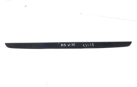 Mercedes-Benz SLK R170 Tailgate trim 1707580038 K3228