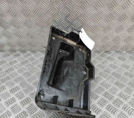 Chevrolet TrailBlazer Battery box tray 15080344