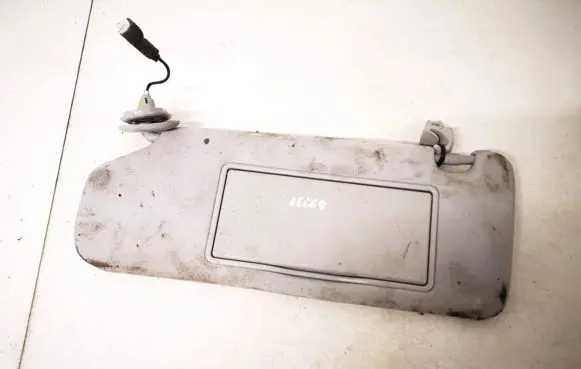 Sun visor