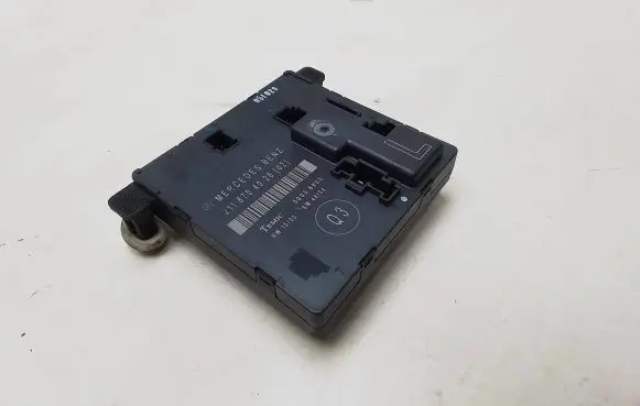 Mercedes-Benz E W211 Other control units/modules 2118704026 00006805