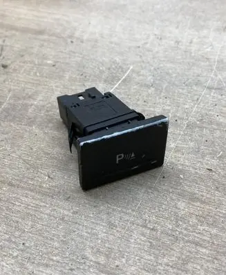 Volkswagen Touran I Parking (PDC) sensor switch 7L6919281