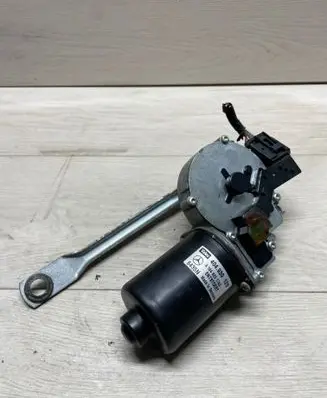 Mercedes-Benz ML W164 Front wiper linkage and motor A1648201742 404930 6435N