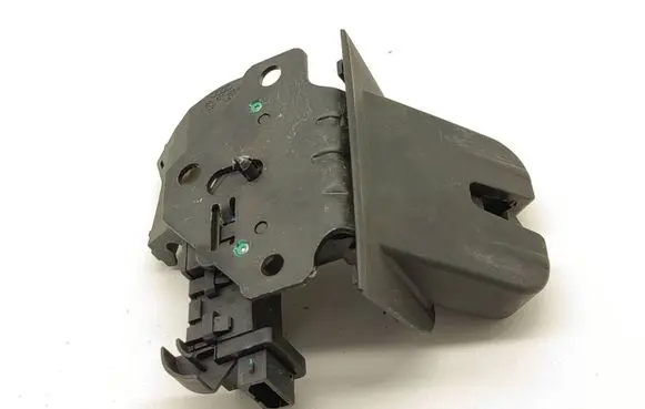 Audi A6 S6 C6 4F Tailgate/trunk/boot lock/catch/latch 8P4827505B