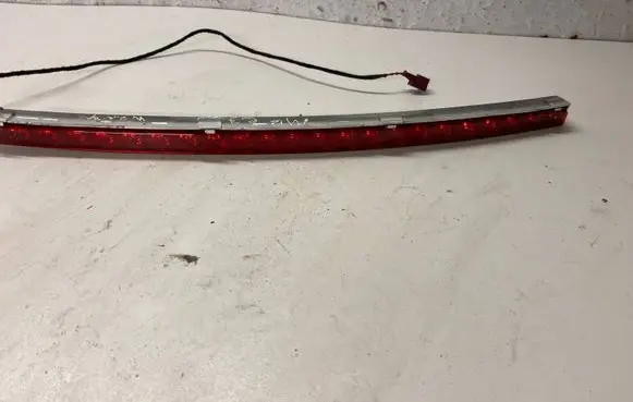 Mercedes-Benz C W204 Third/center stoplight A2048200056