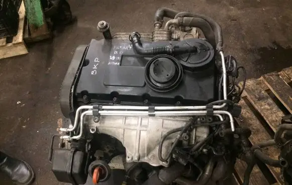 Volkswagen PASSAT B6 Engine BKP