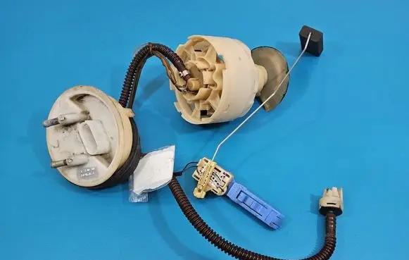 Volkswagen PASSAT B5.5 In-tank fuel pump 8E0906087D IMPRK1558471