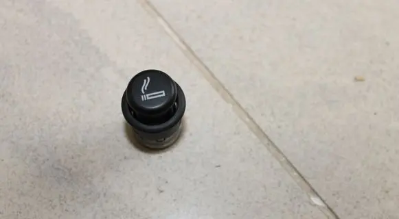 Audi A4 S4 B8 8K Cigarette lighter 