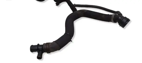 Audi A4 S4 B7 8E 8H Engine coolant pipe/hose 252516