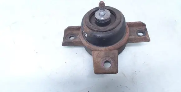 Hyundai Santa Fe Engine mount bracket