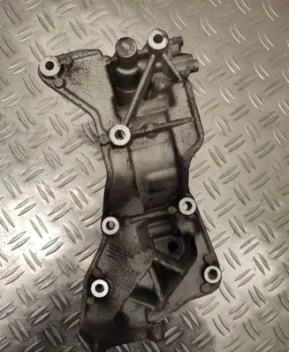 Volvo V60 Generator/alternator bracket 31367268 BQ3EA