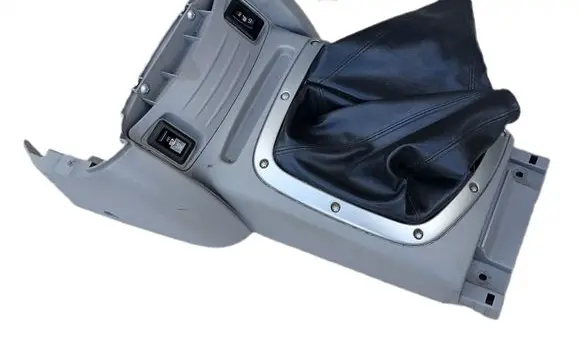 Mitsubishi L200 Gear shifter surround trim plastic L200IV