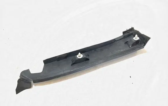Audi A3 S3 8V Fender end trim 8V0821169D