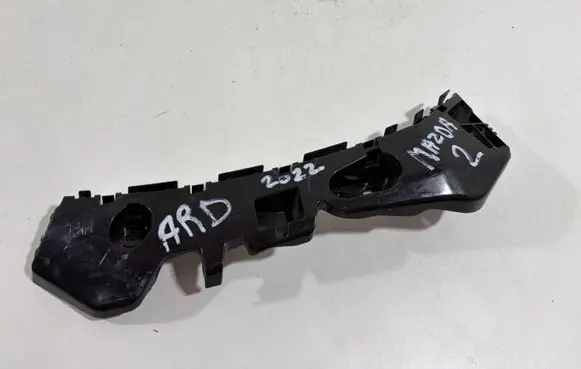 Mazda 2 Rear bumper mounting bracket D09H502H1