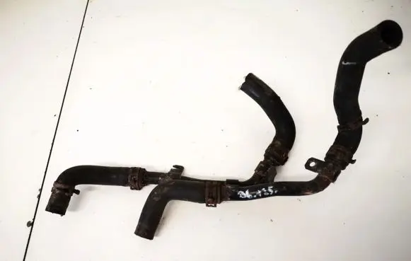 Volkswagen PASSAT B6 Engine coolant pipe/hose 3c0121064a