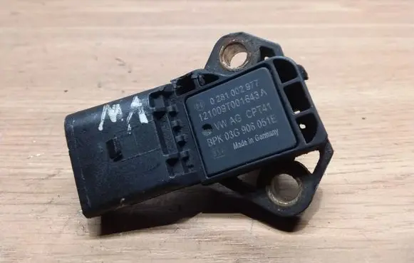 Volkswagen Transporter - Caravelle T6 Air pressure sensor 03G906051E