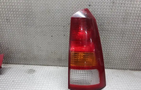 Ford Focus Rear/tail lights XS4X13N004EC
