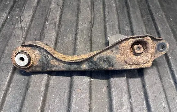 Infiniti FX Rear upper control arm/wishbone 551A01BA0A
