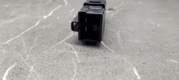 Mitsubishi Space Wagon Brake pedal sensor switch 243-0H85