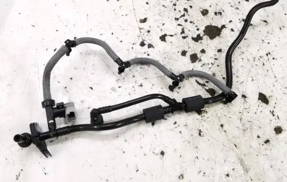Renault Megane III Fuel return line/hose 166715777R
