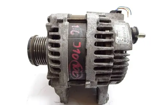 Nissan Qashqai Generator/alternator 23100BR01A A2TX2181 150A0X13