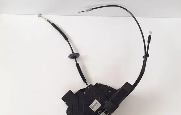 Land Rover Range Rover Sport L320 Front door lock FQM000216