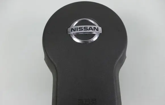 Nissan Pathfinder R51 Steering wheel airbag