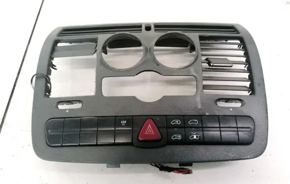 Mercedes-Benz Vito Viano W639 Dash center air vent grill A6396800007