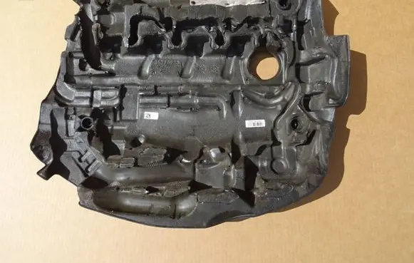 Volvo V60 Engine cover (trim) 31686823