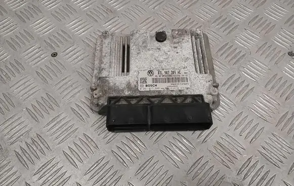 Volkswagen PASSAT B7 Engine control unit/module 03L907309AE