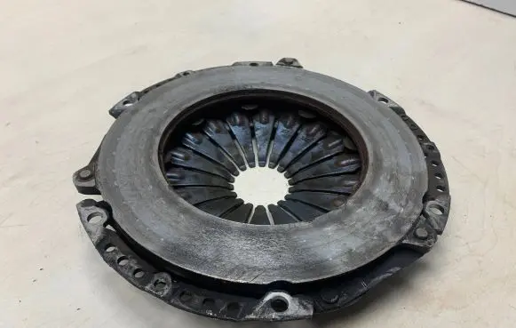 Volkswagen PASSAT B5.5 Pressure plate 