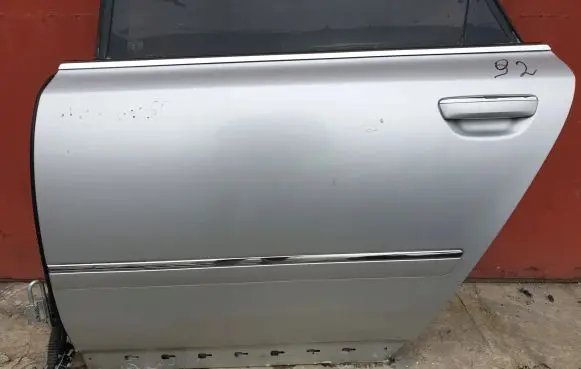 Audi A8 S8 D3 4E Rear door